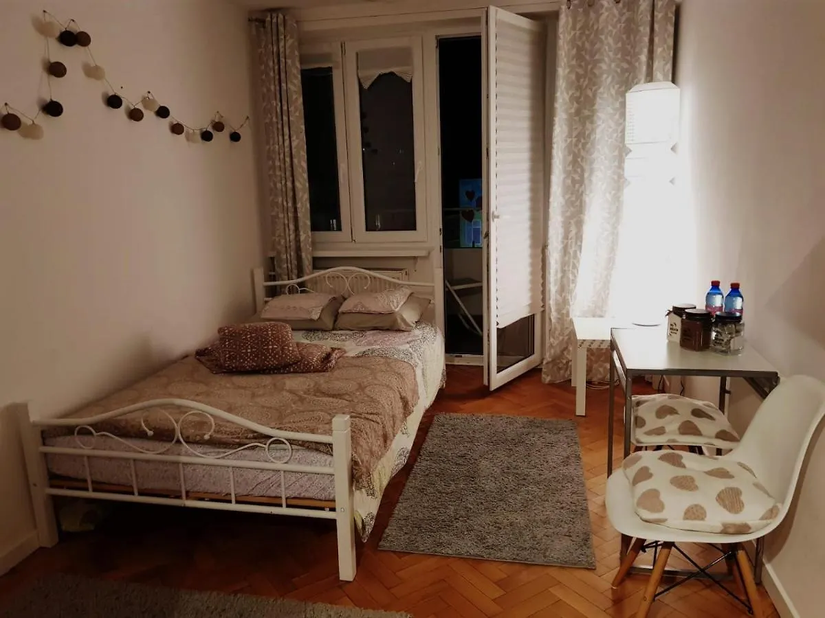 Apartament Plac Trzech Krzyży Warszawa